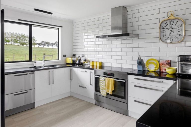 Photo of property in 1378 Kakaramea Road, Ngahinapouri, Ohaupo, 3882