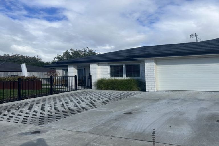 Photo of property in 2/23 Maccallum Court, Rototuna, Hamilton, 3210