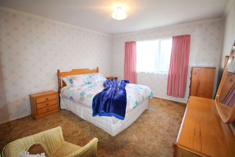 Photo of property in 2/52 Avenue Road, West End, Timaru, 7910