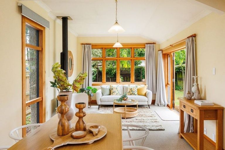 Photo of property in 7 Saint Johns Avenue, Palmerston North, 4414