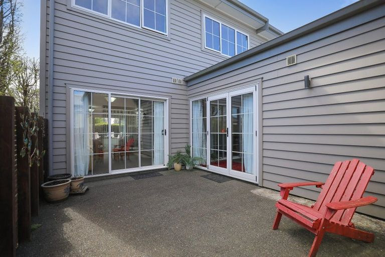 Photo of property in 49 Chateau Crescent, Rangatira Park, Taupo, 3330