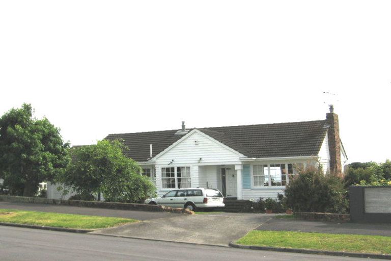 Photo of property in 14 Vanessa Crescent, Glendowie, Auckland, 1071