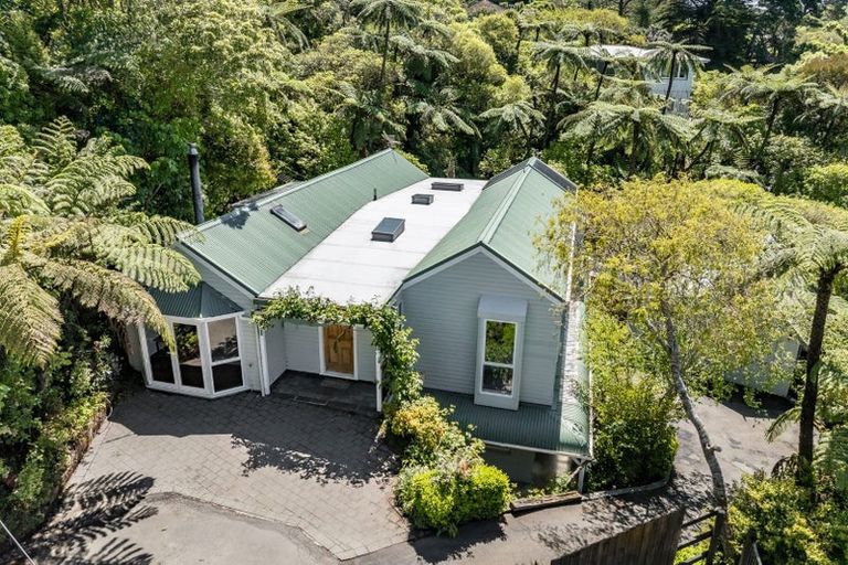 Photo of property in 102a Miromiro Road, Normandale, Lower Hutt, 5010