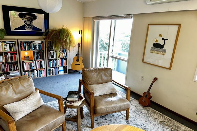 Photo of property in 7 Hereford Street, Wilton, Wellington, 6012