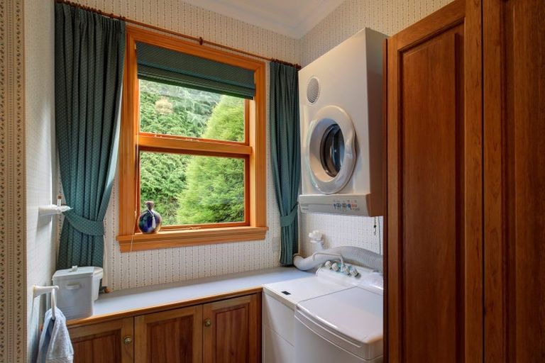 Photo of property in 8 Rutherford Road, Lake Hayes, Queenstown, 9371