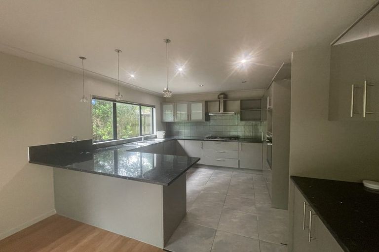 Photo of property in 34 Baltersan Drive, Flat Bush, Auckland, 2016