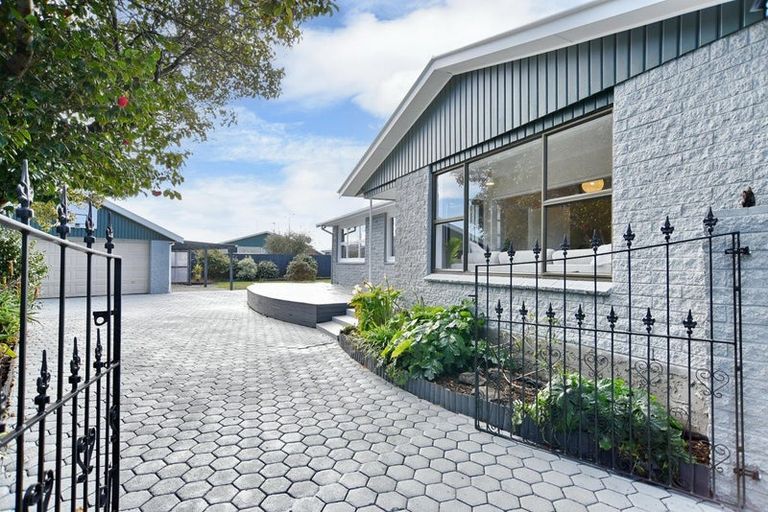 Photo of property in 11 Price Place, Linwood, Christchurch, 8062
