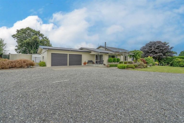 Photo of property in 179 Winton-lorneville Highway, Thomsons Crossing, Winton, 9781