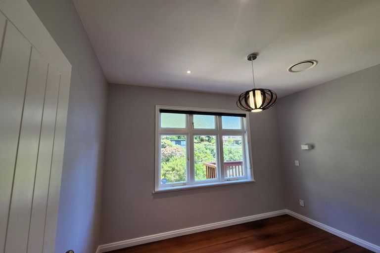 Photo of property in 43 Rona Street, Eastbourne, Lower Hutt, 5013