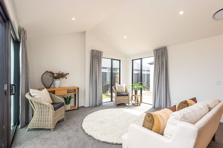 Photo of property in 20 Dray Place, Halswell, Christchurch, 8025