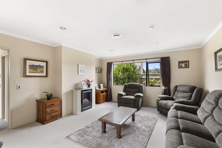 Photo of property in 27 Whiting Drive, Wakefield, 7025