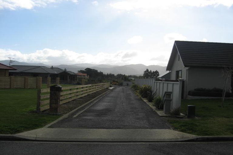 Photo of property in 25 Kenwyn Drive, Carterton, 5713