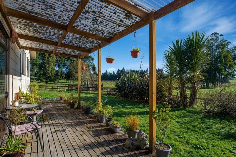 Photo of property in 221 Hamurana Road, Hamurana, Rotorua, 3097
