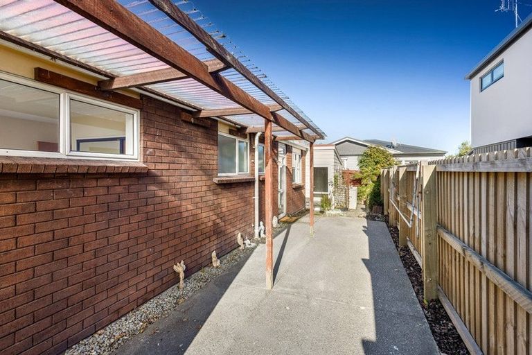 Photo of property in 2/43 Rogers Street, Sydenham, Christchurch, 8023