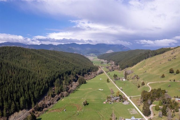 Photo of property in 69 Quail Valley Road, Belgrove, Wakefield, 7095