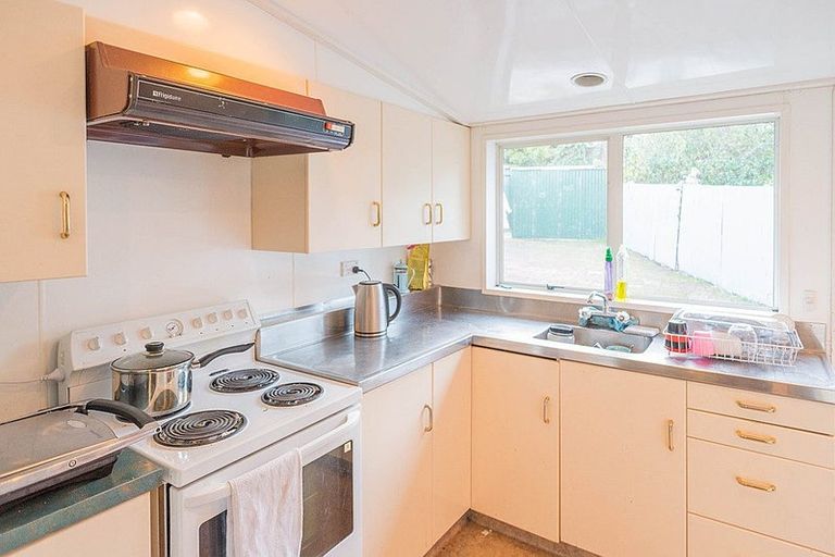 Photo of property in 74 Royal Terrace, Dunedin Central, Dunedin, 9016