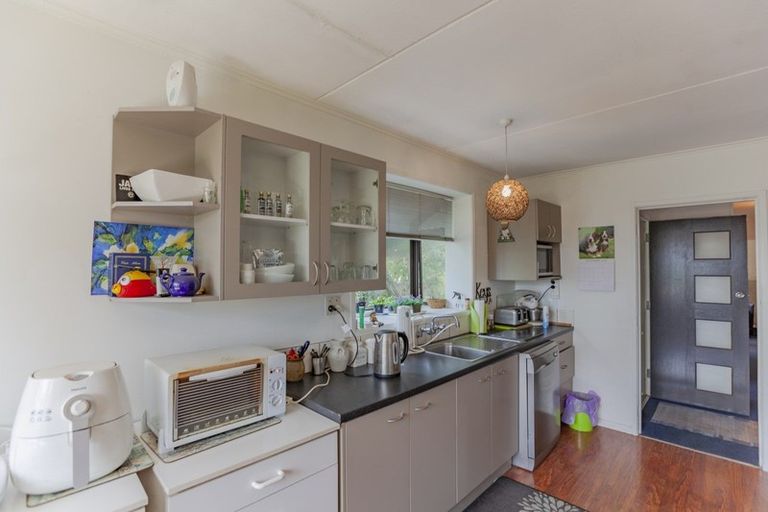 Photo of property in 11 Woburn Street, Waipukurau, 4200