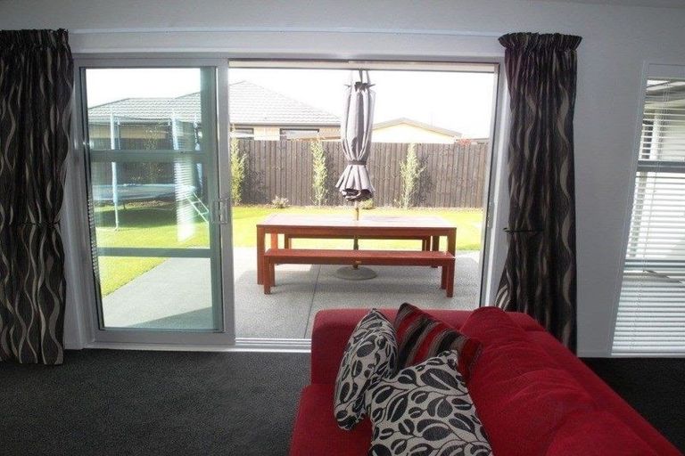 Photo of property in 10 Waipara Street, Cracroft, Christchurch, 8025