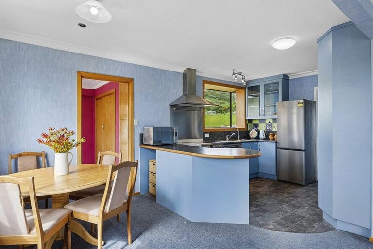 Photo of property in 10 Weir Street, Green Island, Dunedin, 9018