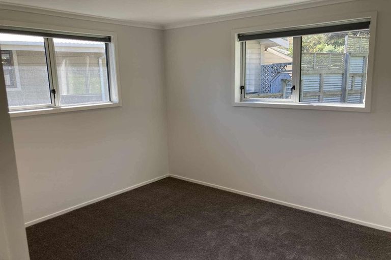 Photo of property in 2 Kellas Street, Macandrew Bay, Dunedin, 9014