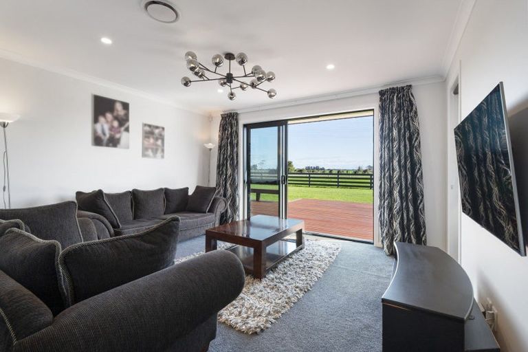 Photo of property in 36 Nannestads Line, Bunnythorpe, Palmerston North, 4775