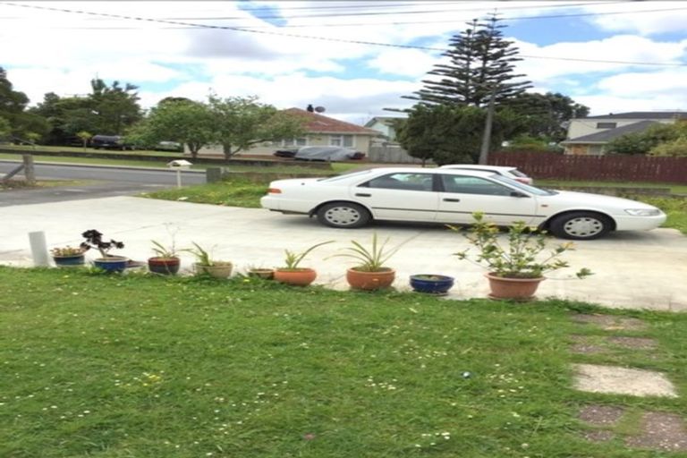 Photo of property in 10 Bedford Street, Te Atatu South, Auckland, 0610