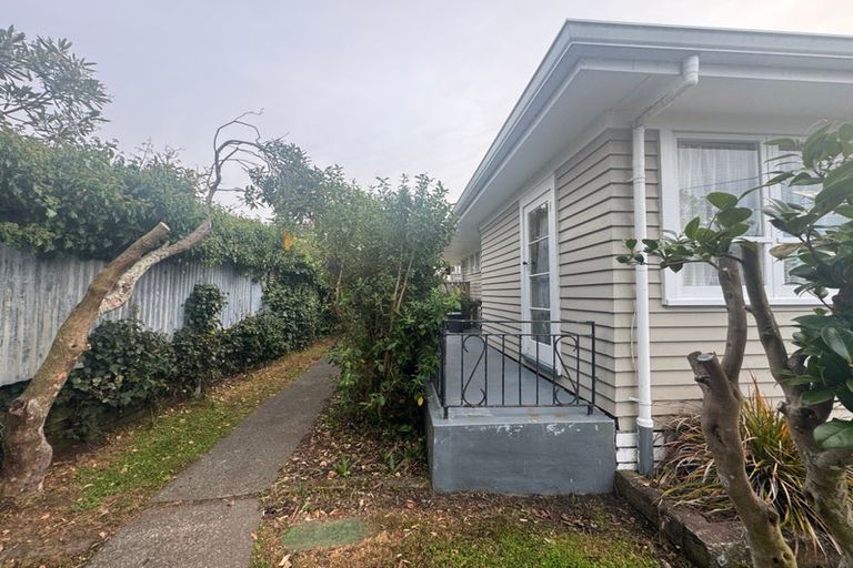 Photo of property in 56 Cuba Street, Marton, 4710