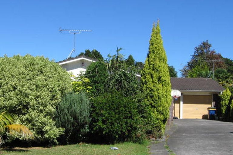 Photo of property in 33 Nui Mana Place, Te Atatu South, Auckland, 0610