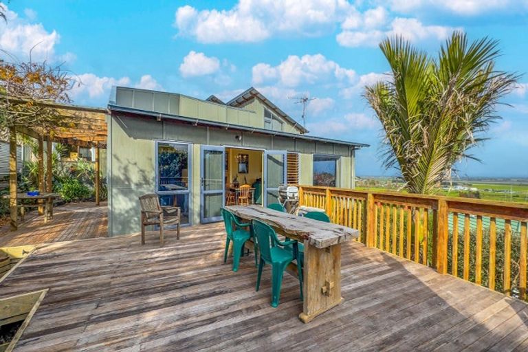 Photo of property in 219 Waikiekie Road, Thames, 3500