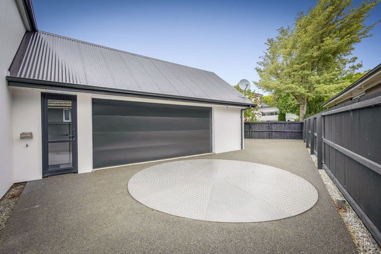 Photo of property in 111 Trafalgar Street, St Albans, Christchurch, 8014