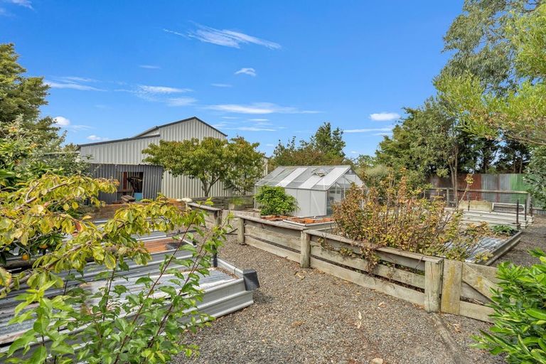 Photo of property in 27 Moore Avenue, Tawhero, Whanganui, 4501