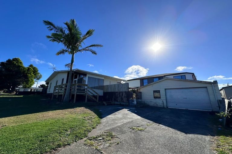 Photo of property in 180 Mahia Road, Wattle Downs, Auckland, 2103