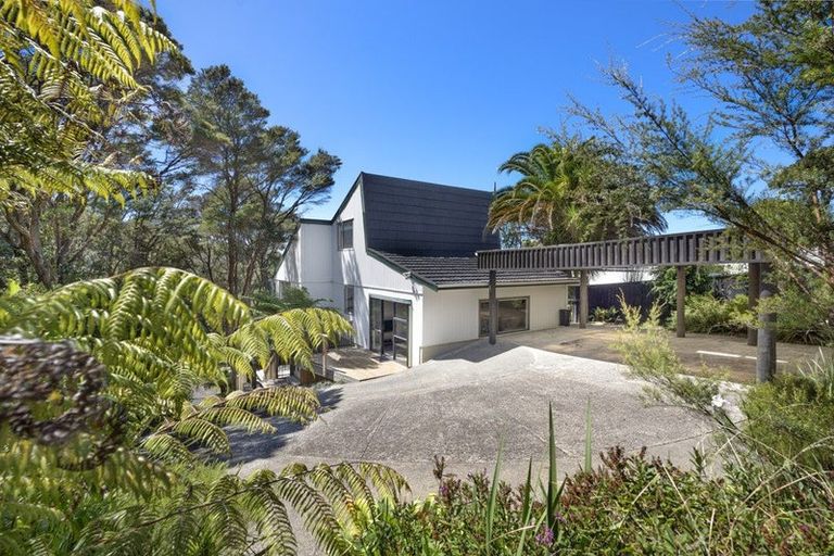 Photo of property in 45 Cochrane Avenue, Arkles Bay, Whangaparaoa, 0932