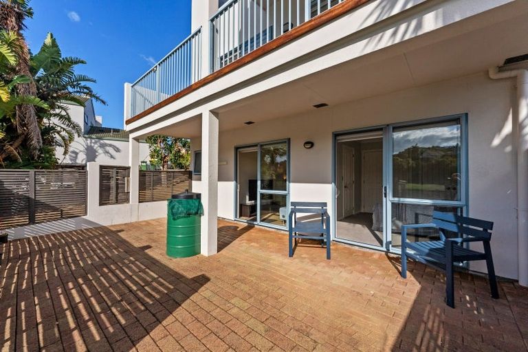 Photo of property in 22 Greenway Rise, Gulf Harbour, Whangaparaoa, 0930
