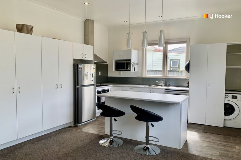 Photo of property in 142 Musselburgh Rise, Musselburgh, Dunedin, 9013