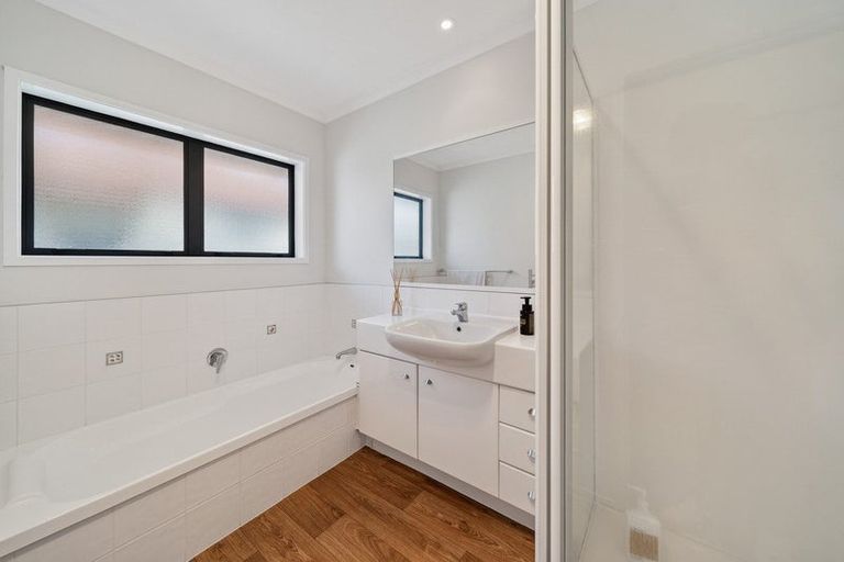 Photo of property in 68 Beachwater Drive, Papamoa Beach, Papamoa, 3118