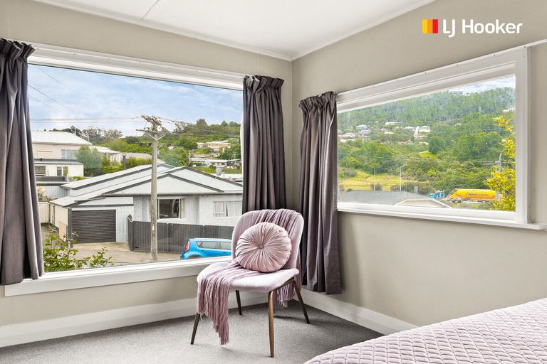 Photo of property in 385 South Road, Caversham, Dunedin, 9012