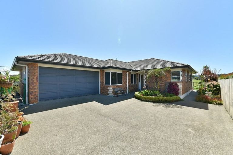 Photo of property in 93a Florence Avenue, Orewa, 0931