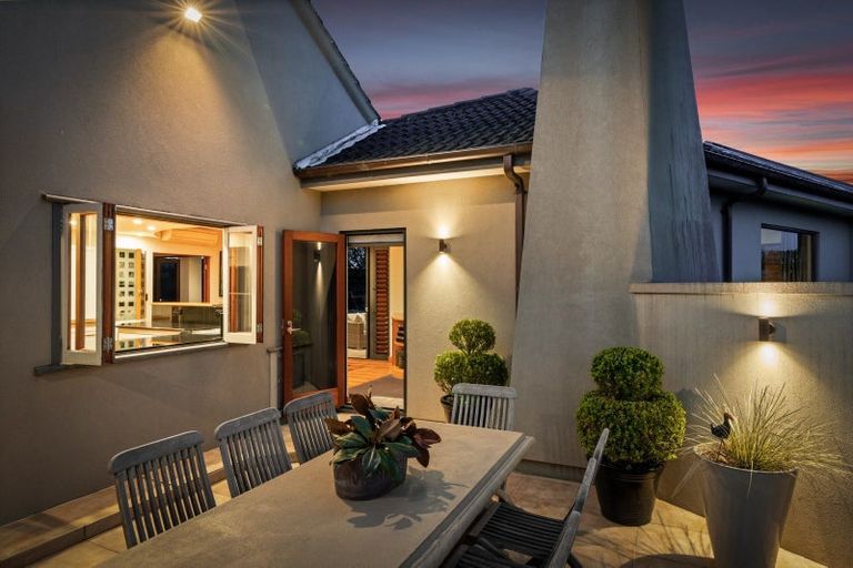 Photo of property in 375 Saint Georges Road, Havelock North, 4130