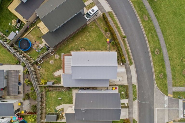 Photo of property in 30 Ipukarea Street, Weymouth, Auckland, 2103