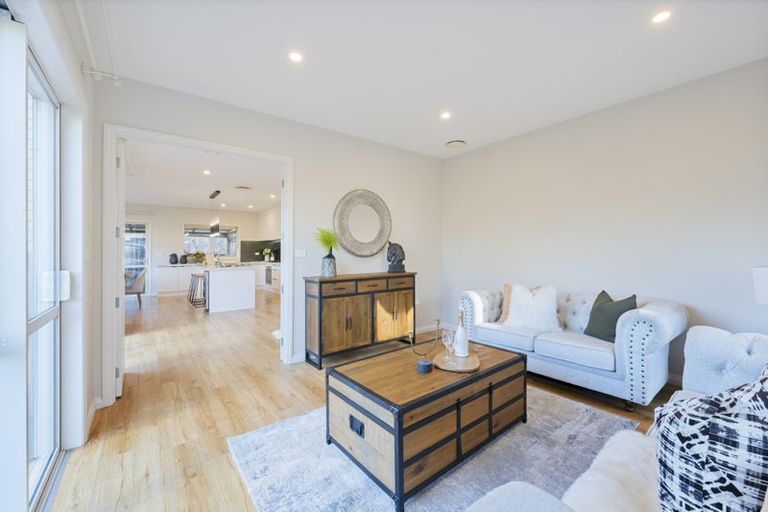 Photo of property in 5 Moko Lane, Greenhithe, Auckland, 0632