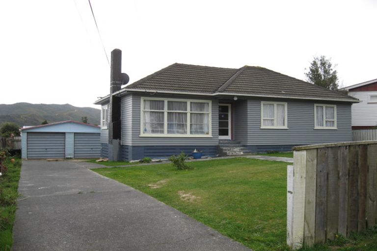 Photo of property in 29 Thirlmere Street, Wainuiomata, Lower Hutt, 5014