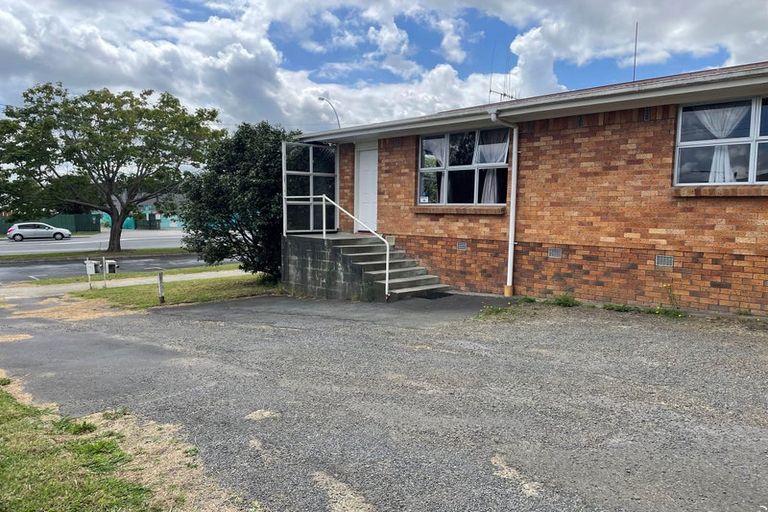 Photo of property in 15a Tawa Street, Melville, Hamilton, 3206