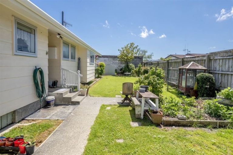 Photo of property in 32a Rimu Street, Levin, 5510