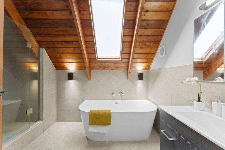 Photo of property in 20 Montressor Place, Howick, Auckland, 2014