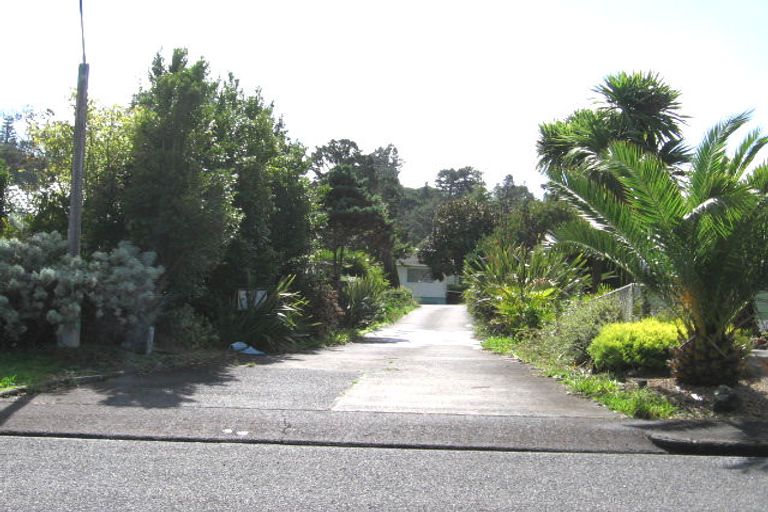 Photo of property in 65 Riverpark Crescent, Henderson, Auckland, 0610