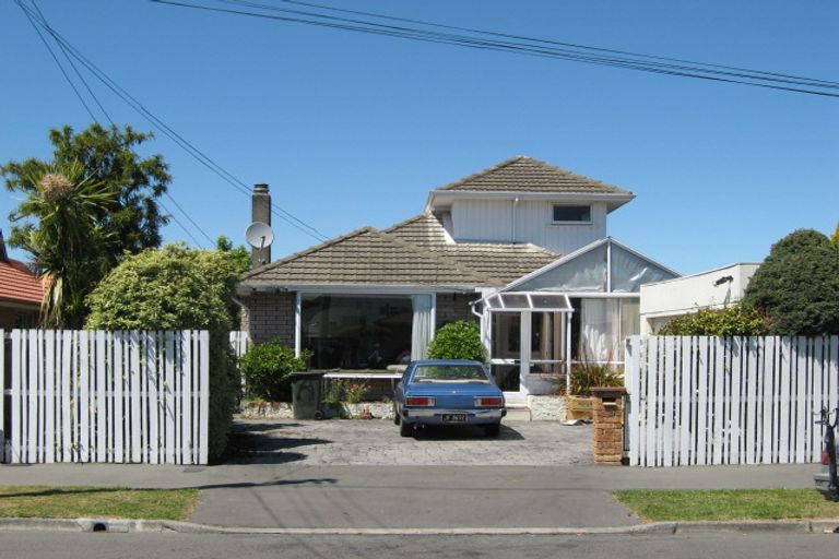 Photo of property in 3a Beatrice Place, Avonhead, Christchurch, 8042