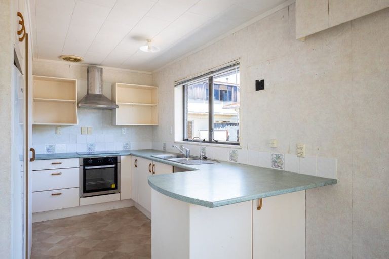 Photo of property in 57 Barrett Street, Westown, New Plymouth, 4310