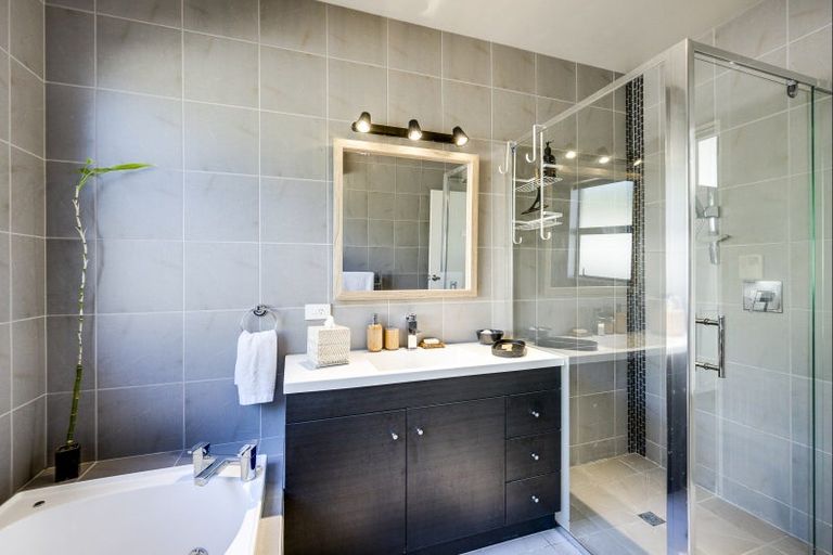 Photo of property in 76 Russell Robertson Drive, Havelock North, 4130