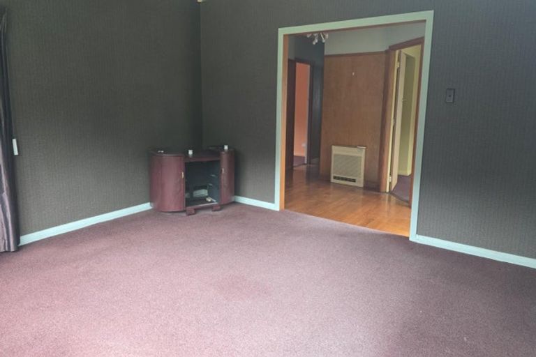 Photo of property in 45 Tawhai Street, Stokes Valley, Lower Hutt, 5019